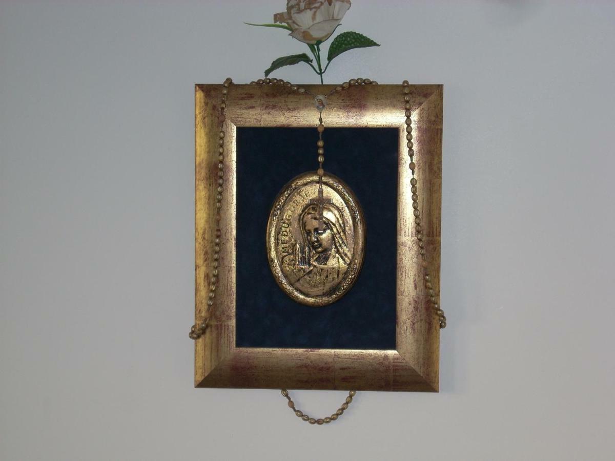 Golden Rose House Bed & Breakfast Knock  Dış mekan fotoğraf
