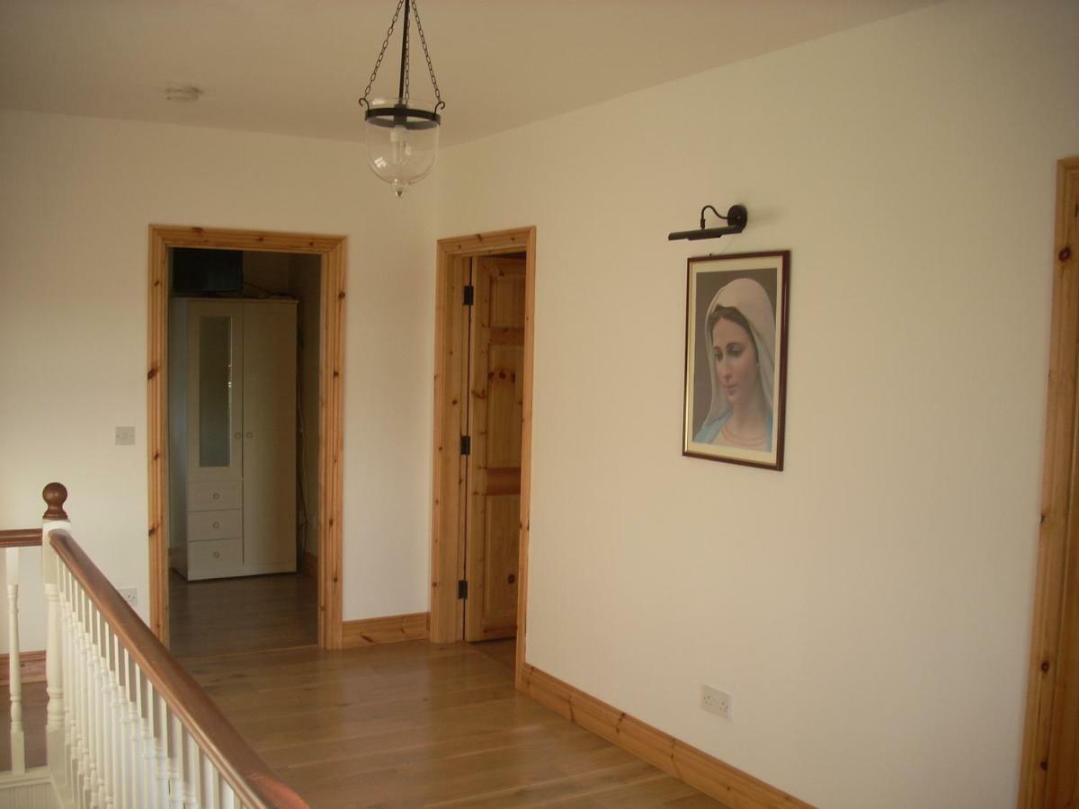 Golden Rose House Bed & Breakfast Knock  Dış mekan fotoğraf